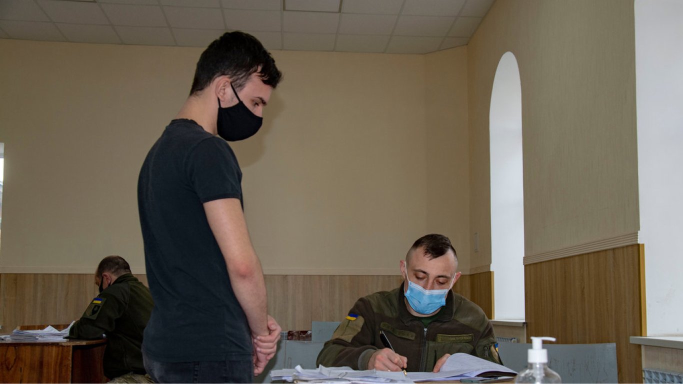 Мобілізація в України — чи можна отримати відстрочку без проходження ВЛК