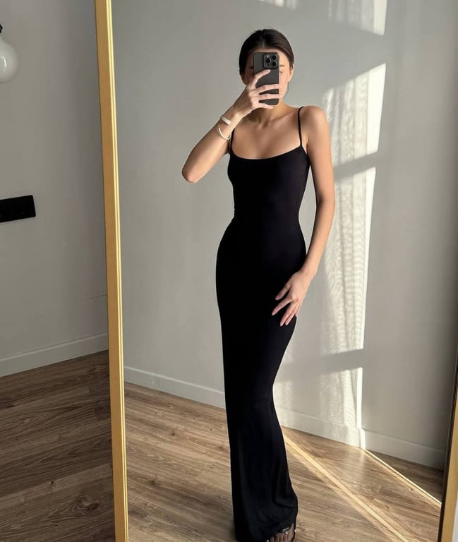 Сукня на літо завжди вдалий вибір