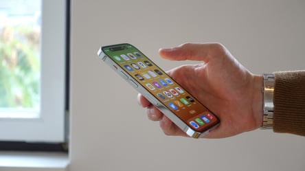 Яким буде iPhone 15: ЗМІ назвали головну "фішку" нової лінійки смартфонів - 285x160