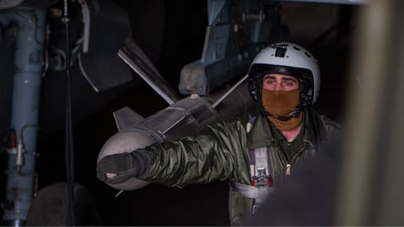 "Наши герои": Зеленский о силах ПВО и спасателях после массированной атаки - 285x160