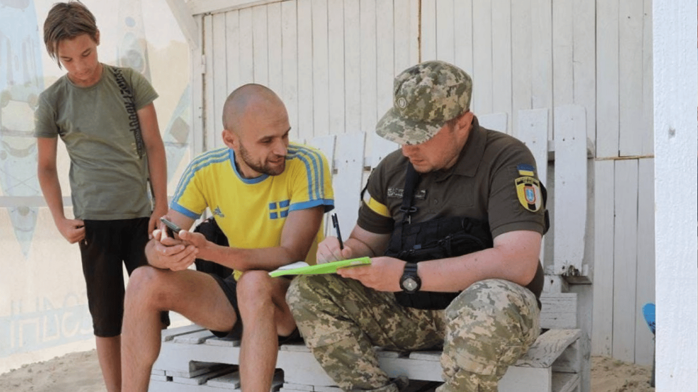 Коли повістки може вручати голова ОСББ - деталі