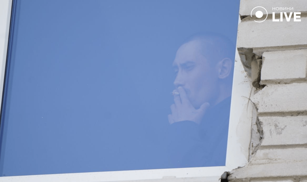 Український захисник після звільнення з російської неволі