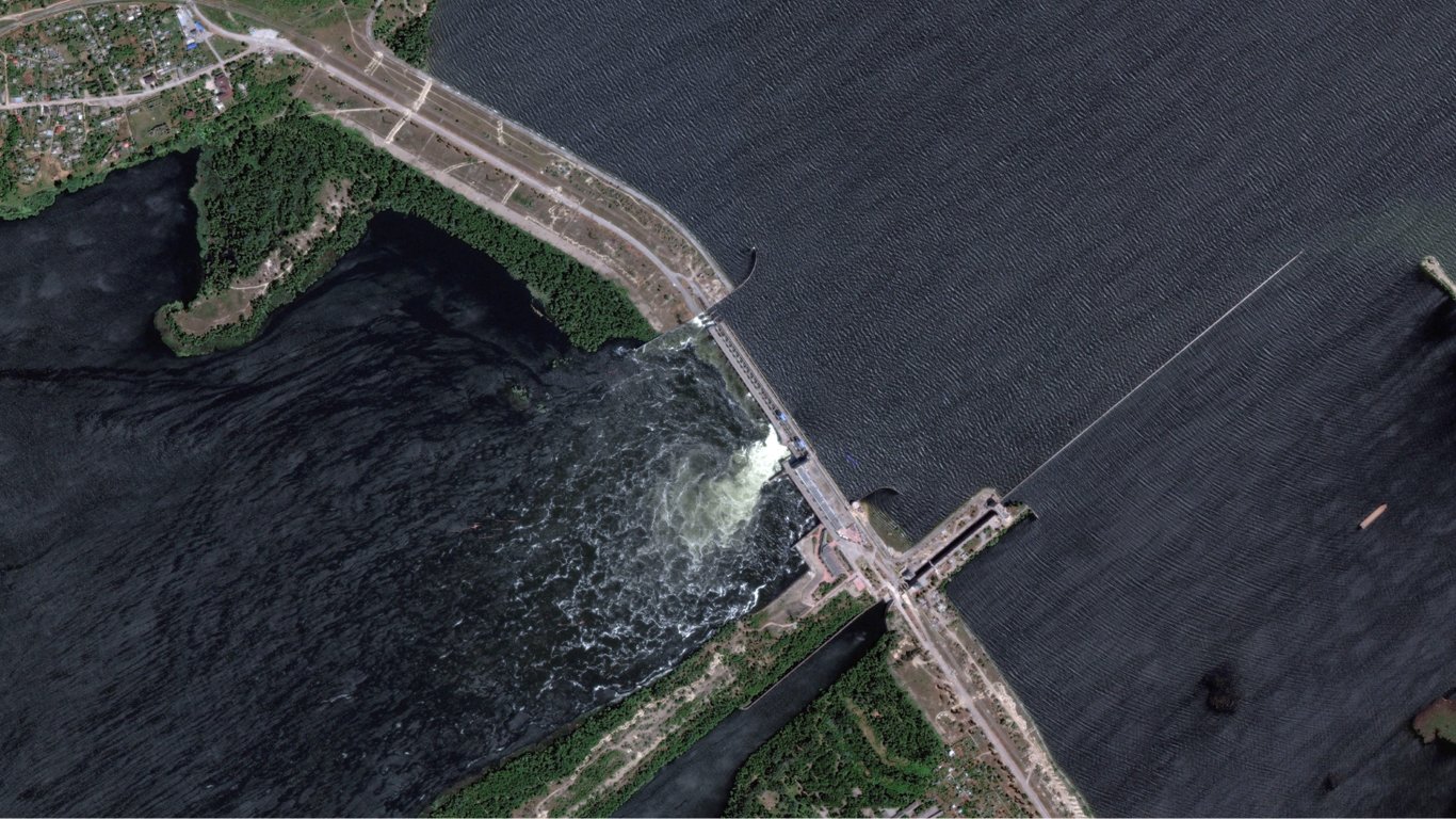 Подрыв Каховской ГЭС: первые реакции знаменитостей