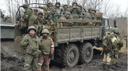 У ЗСУ повідомили, скільки особового складу втрачають окупанти під час штурмів у Донецькій області - 290x166