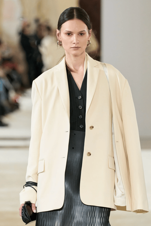 Pastel shades are currently in fashion for summer 