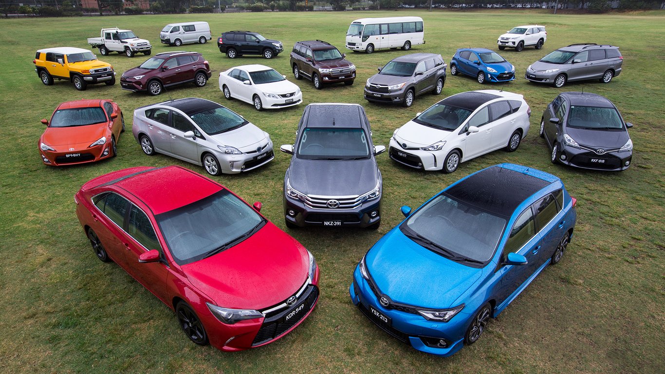 Toyota, Volkswagen, Skoda та інші: які нові авто купляли українці у жовтні 2023 року
