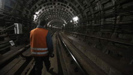 Эксперт объяснил, что стало основной причиной подтопления метро в Киеве - 285x160