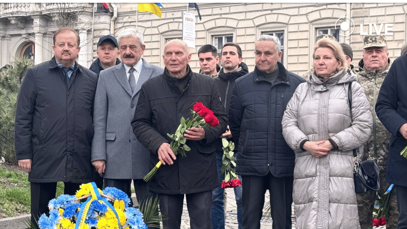 Вшанування памʼяті Вʼячеслава Чорновола у Львові 25 березня