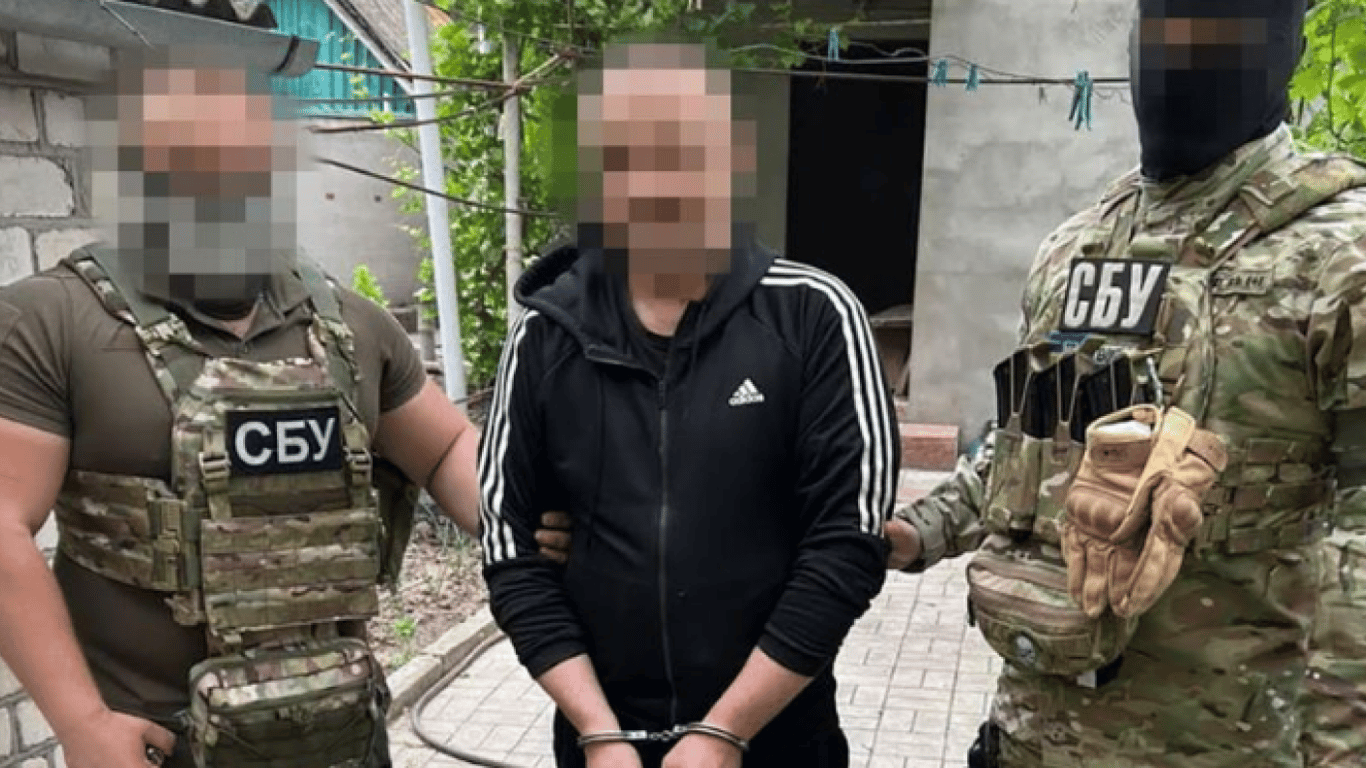 СБУ заарештувала охоронця російської катівні у Херсоні