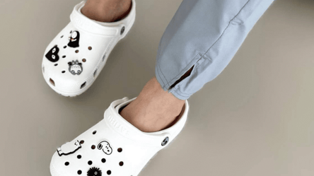 The trendy shoes podiatrists say to wear sparingly - 285x160