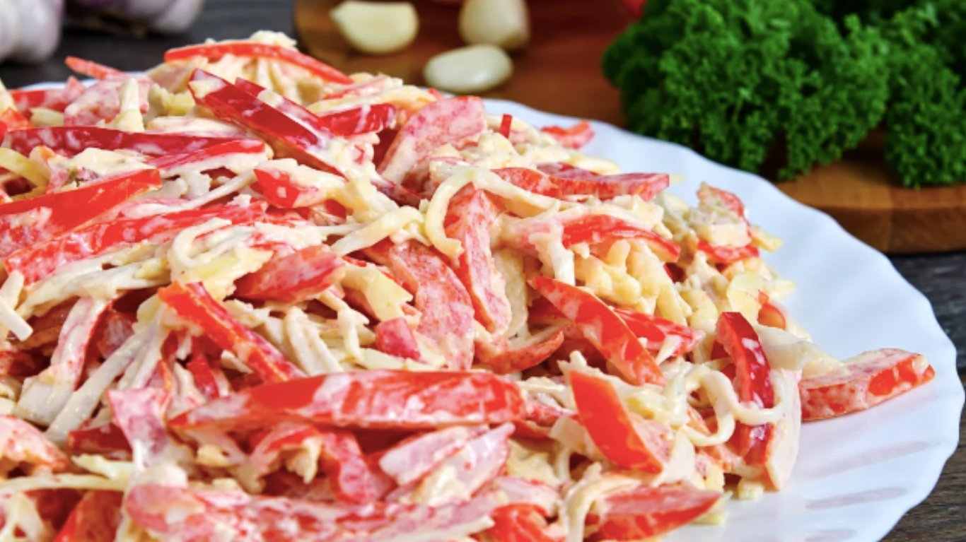 рецепт салату з крабовими паличками