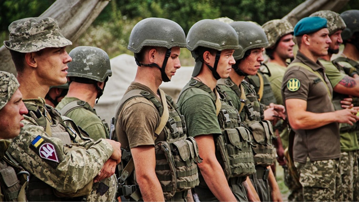 Зарплата у 16 тис. грн — в Україні шукають помічників ветеранів