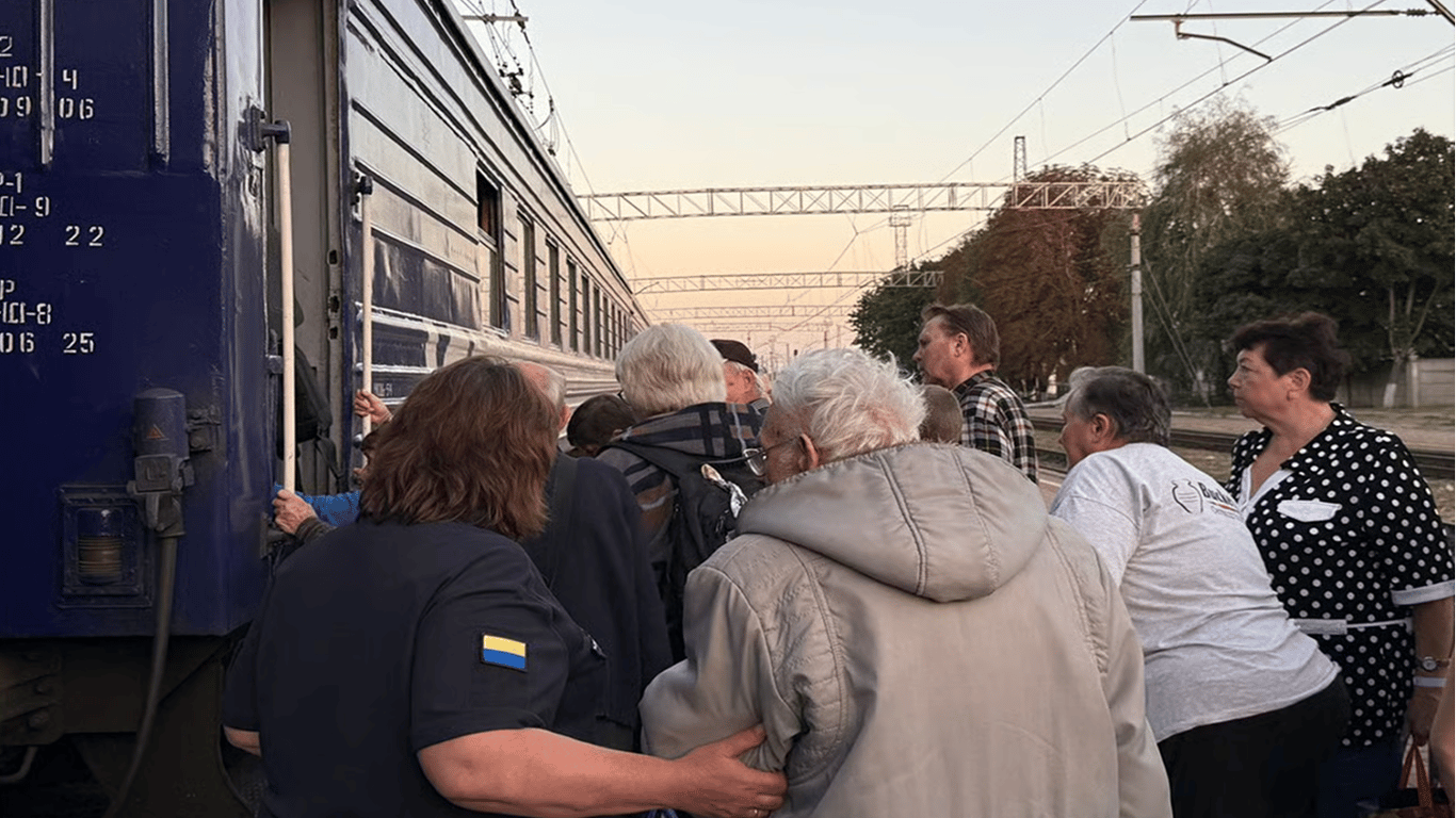 Эвакуация пассажиров Укрзализныци: в каких случаях останавливают поезд