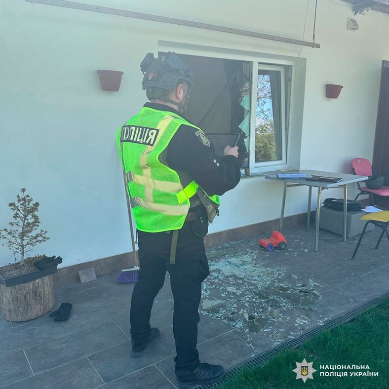 Після влучань БпЛА: у Південному пошкоджено житлові будинки