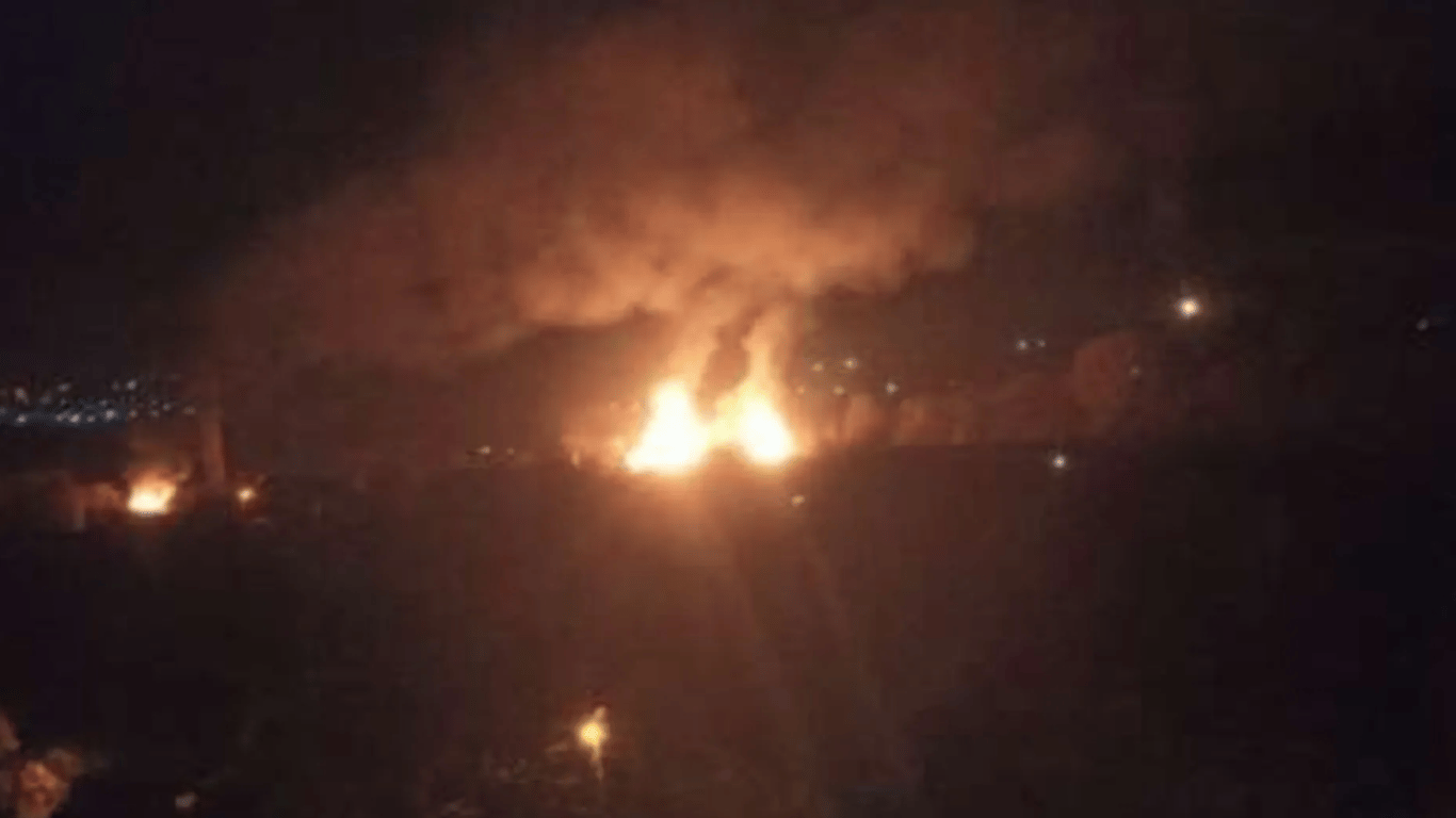 Сильные взрывы в Павлоградском районе сейчас 17 февраля — местные власти выступили с заявлением
