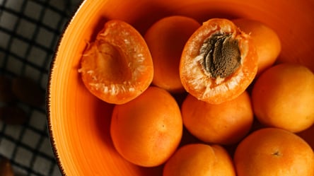 В Украине переписали цены на любимые абрикосы — что происходит - 285x160