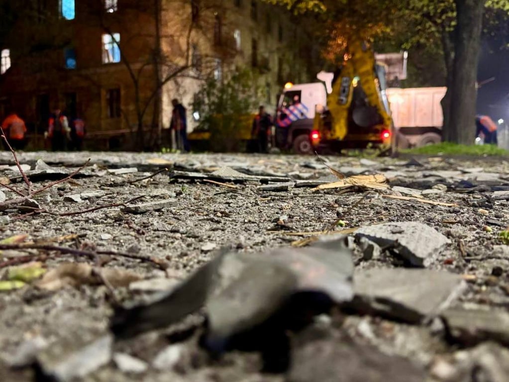 Кількість жертв та результат удару по Дніпру — подробиці та фото - фото 3