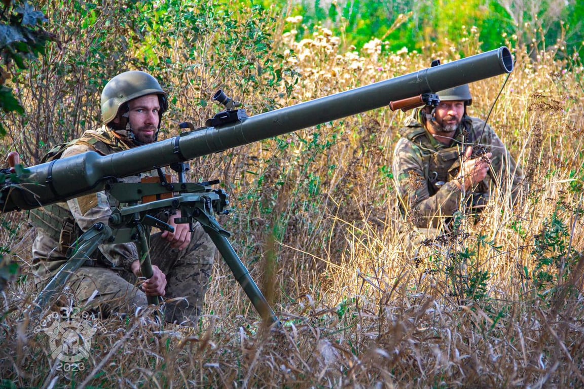 українські військові на фронті