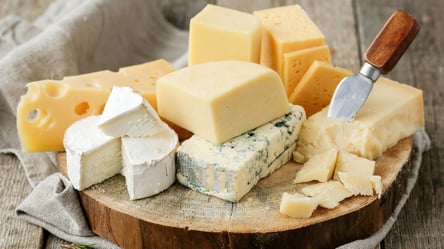 Як перевірити, що сир свіжий, — є кілька ознак - 285x160