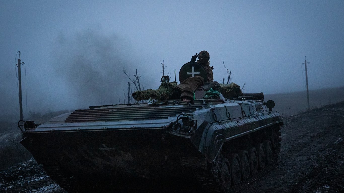 Украинским военным предлагают выплачивать премии за контракт с ВСУ и уничтоженную вражескую технику