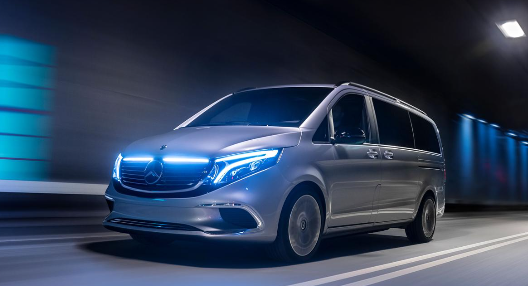 Rolls-Royce, Lamborghini та Maybach – на чому їздять нардепи під час війни - фото 6