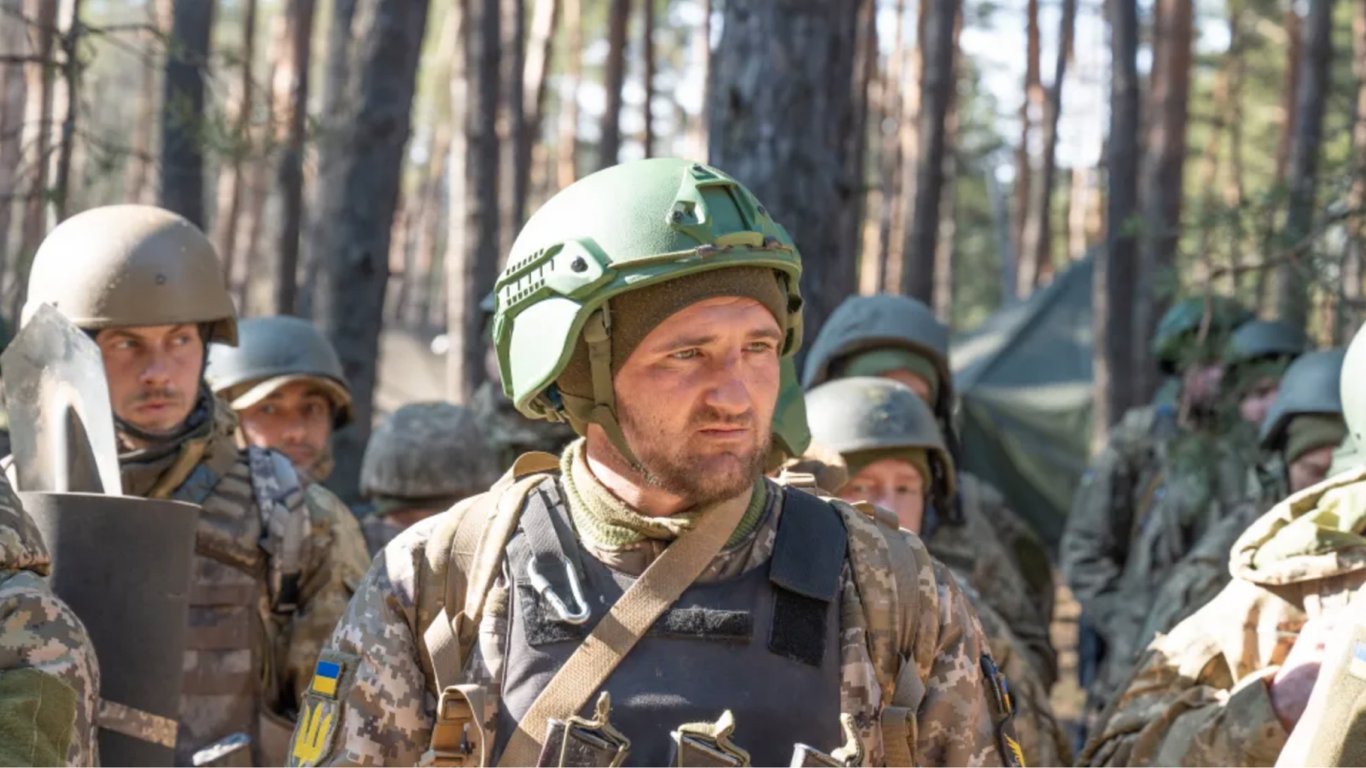 Увольнение военных ВСУ — в чем существенная разница между отставкой и запасом