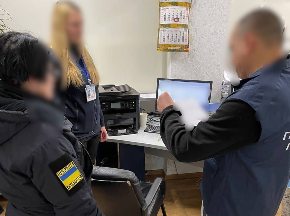 митник вимагав підозру у Львівській області