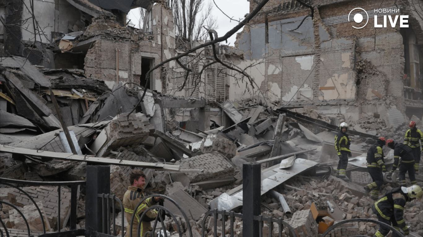 Місце падіння уламків у Києві 25 березня