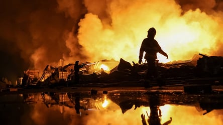 Росія масовано вдарила по Києву: ППО не збили жодної ракети - 304x171
