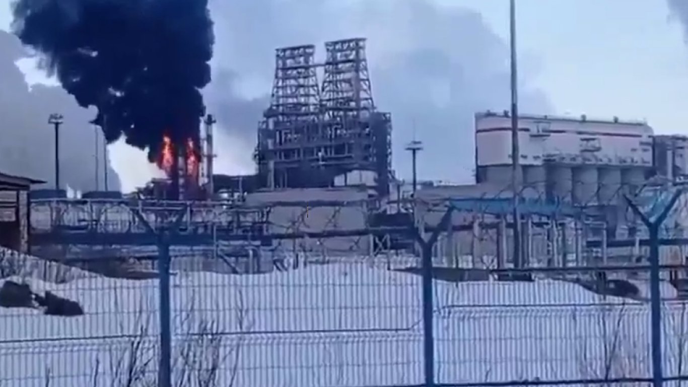 Чергова пожежа в росії 7 лютого — що горить цього разу