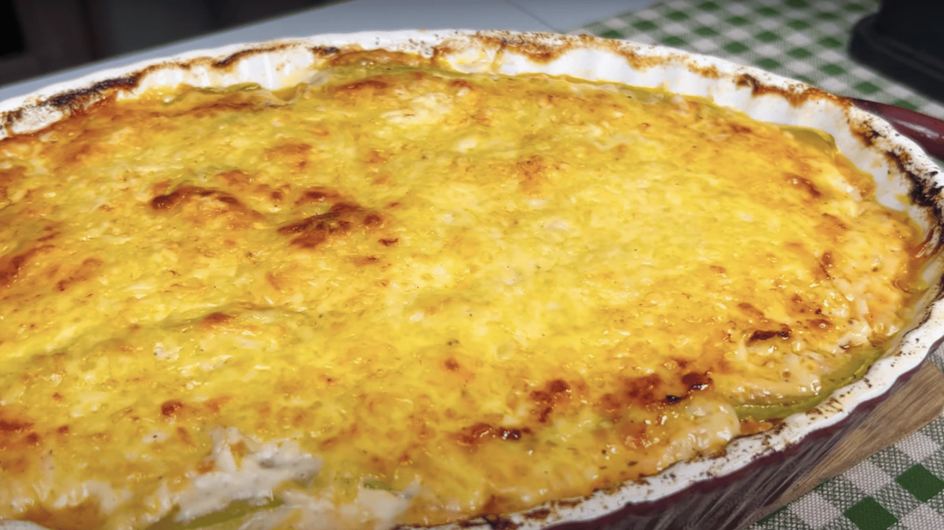 ситна лазанья з кабачків із м’ясом та соусом бешамель