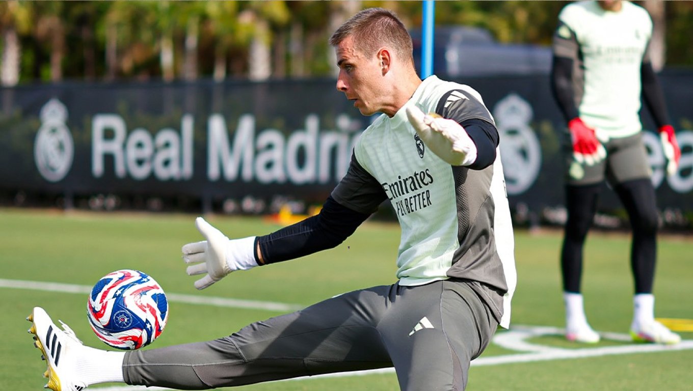 Андрей Лунин