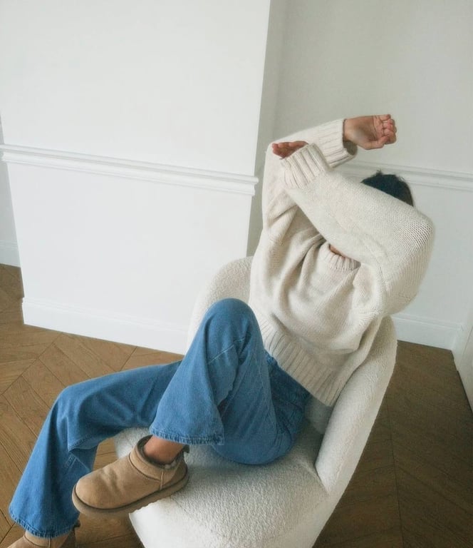 Кашеміровий светр не покидав тренди цього сезону