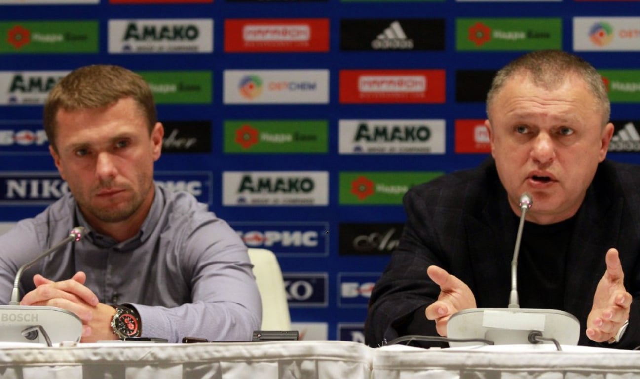 Сергей Ребров и Игорь Суркис во время назначения тренера в Динамо в 2014 году