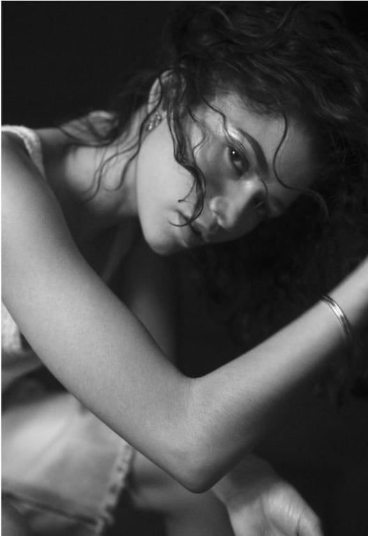 Акторка Зендея. Фото: Vogue Australia