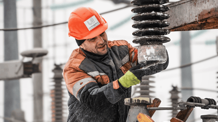 Минэнерго заявило об обесточивании трех областей из-за обстрелов - 304x171