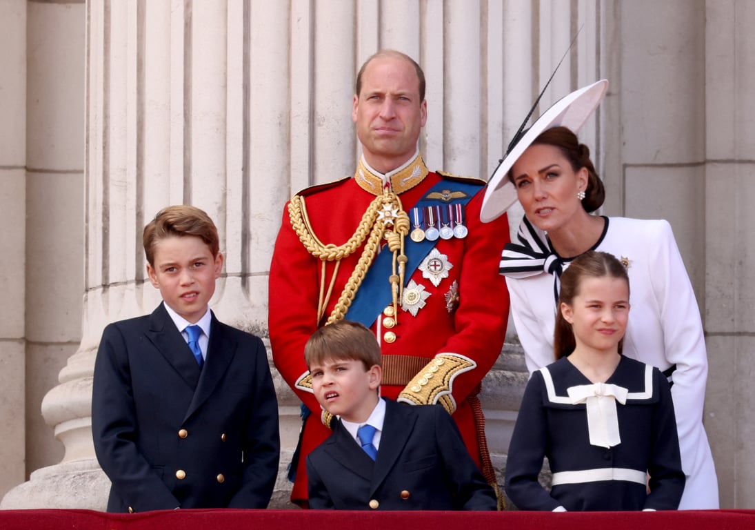 Принц Уильям с Кейт Миддлтон и их детьми