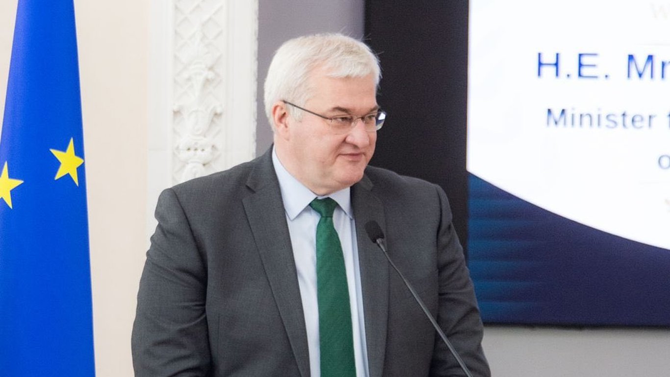 Сибига призвал усилить санкции против РФ и ударить по "теневому флоту"