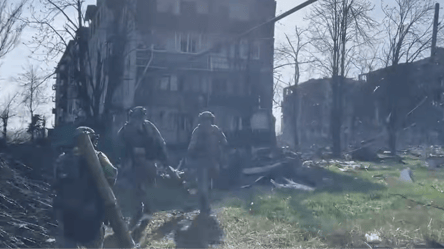 В ГУР показали, как ликвидируют оккупантов на Запорожье: видео - 290x166