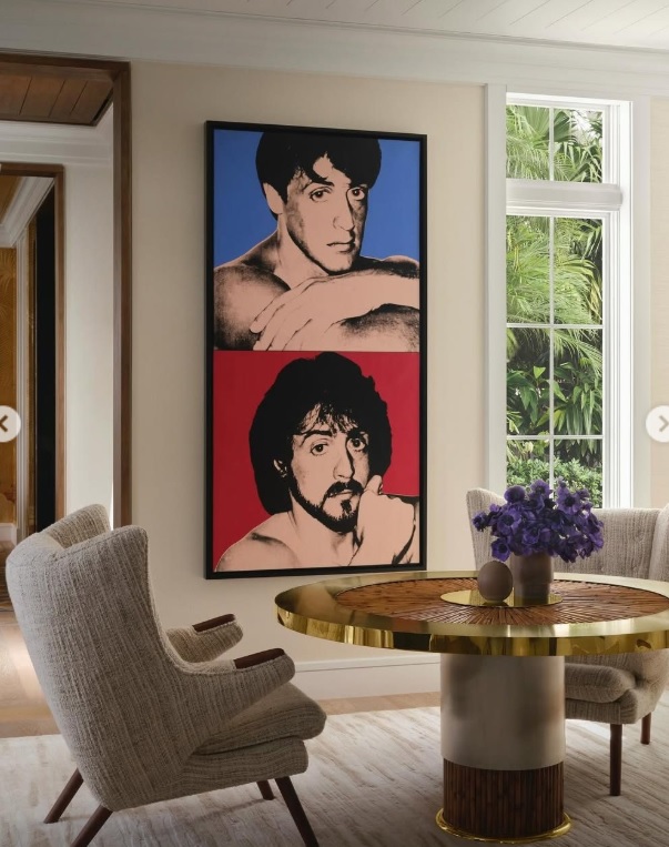 Без пафоса – интерьер Сталлоне показал, как золото работает по-новому (фото) - фото 2