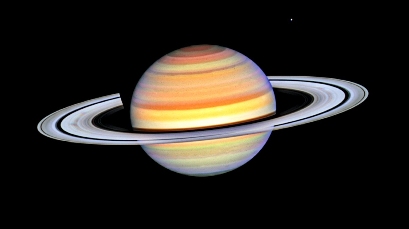 Астрономы заметили таинственные образования на кольцах Сатурна — видео