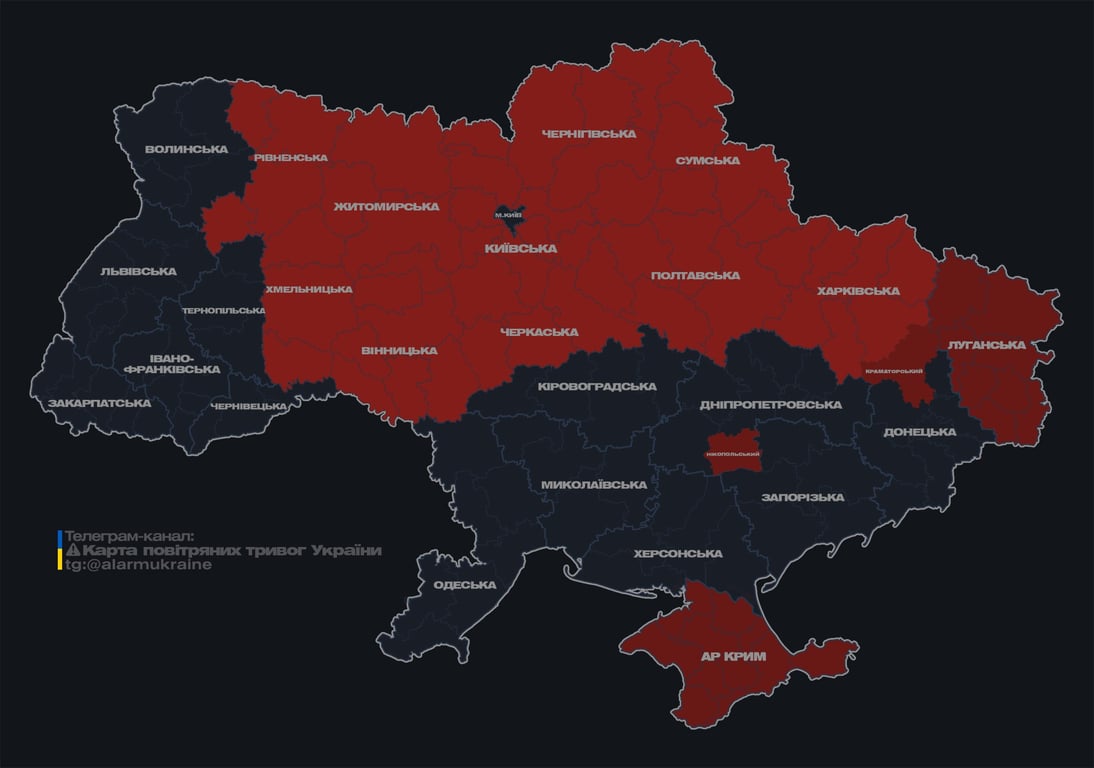 У Хмельницькому було чути звуки вибухів — Росія запустила "Шахеди" - фото 1