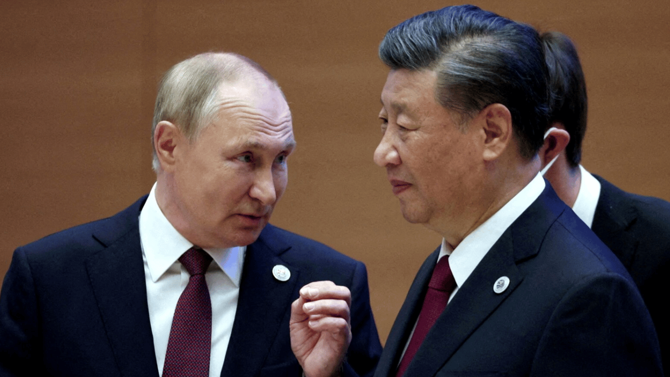 Си Цзиньпин лично предостерег Путина от ядерного удара по Украине