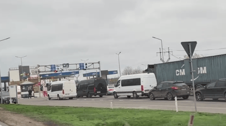 Довгі затори на трасі Одеса-Рені — що відбувається на кордонах - 285x160
