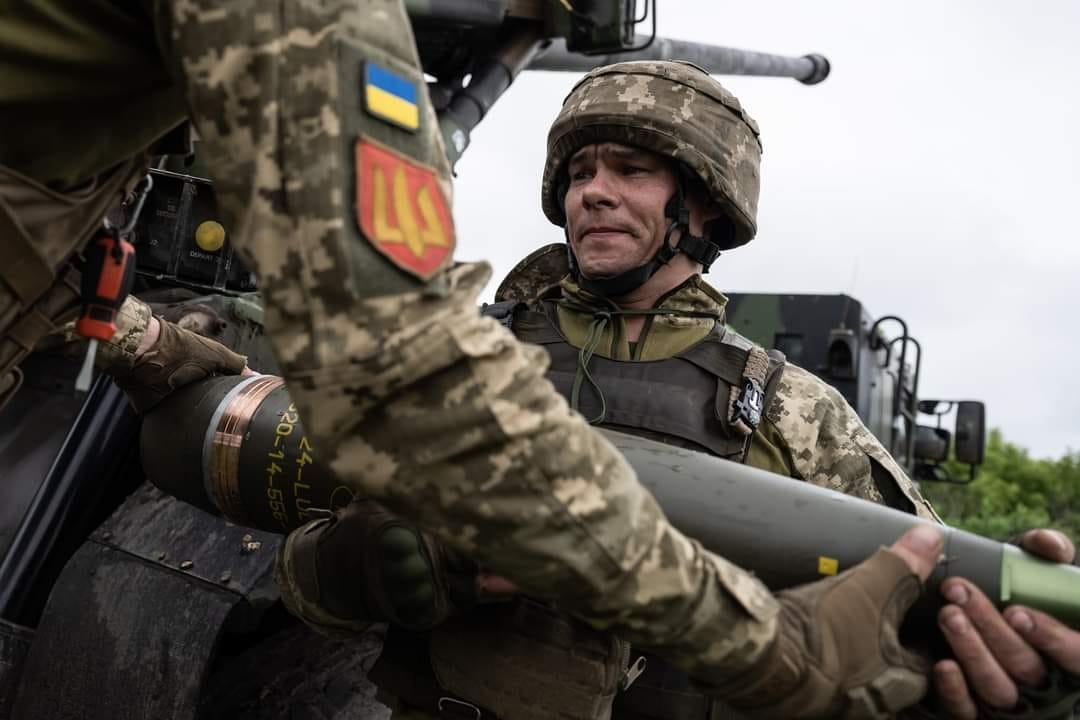 Коли в Україні відзначають День ракетних військ та артилерії