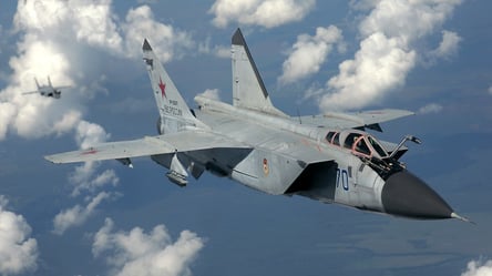 Воздушная тревога в Украине: взлетел МиГ-31 с территории РФ - 285x160