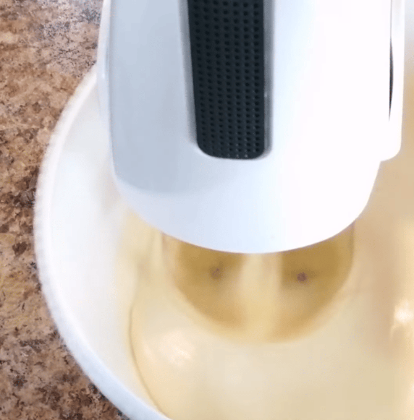 Простий пиріг до чаю з варенням - рецепт