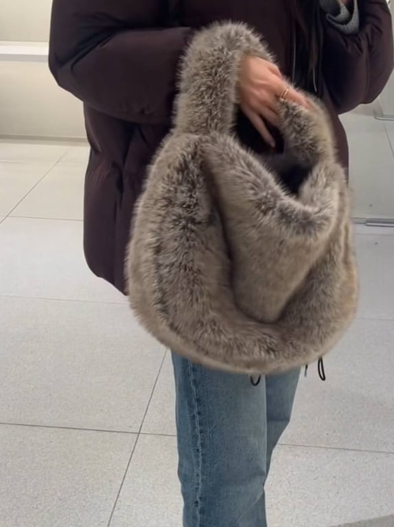 З якою сумкою ходити цієї зими