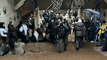 В Киевском метро появится больше мест для сидения — детали - 285x160