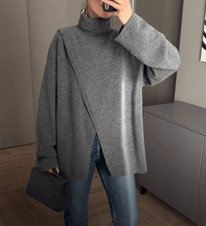 В моді светри з незвичними деталями